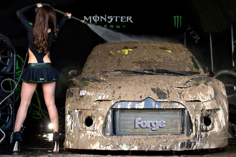 Las chicas más espectaculares de Monster