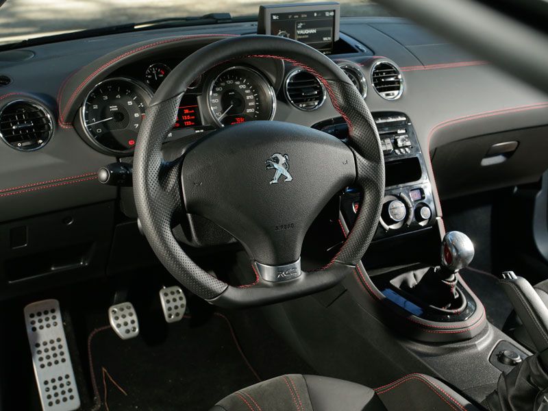 Prueba: Peugeot RCZ-R, las garras del felino