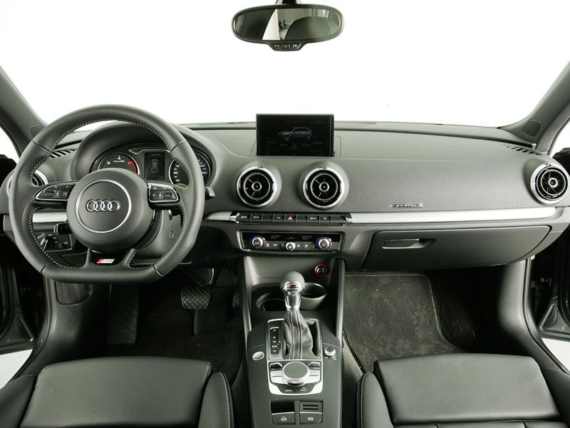 Audi A3 Sportback 2.0 TDI 184 quattro S-tronic vs BMW 120d 184 xDrive 5p