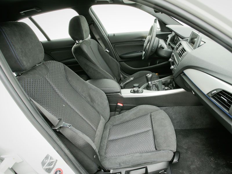Audi A3 Sportback 2.0 TDI 184 quattro S-tronic vs BMW 120d 184 xDrive 5p