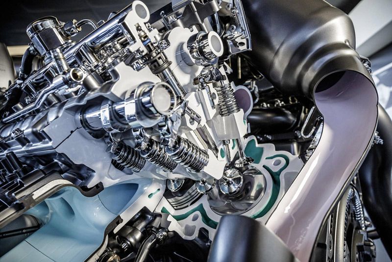 Mercedes AMG GT 4.0 V8 biturbo