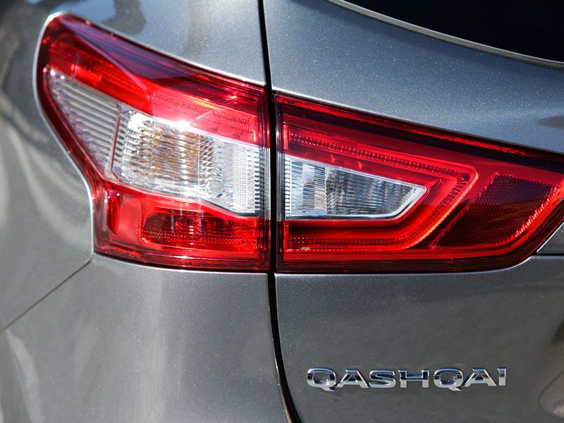 Comparativa: Mazda3 SportSedan Skyactiv-D 2.2 vs Skoda Octavia 2.0 TDI
