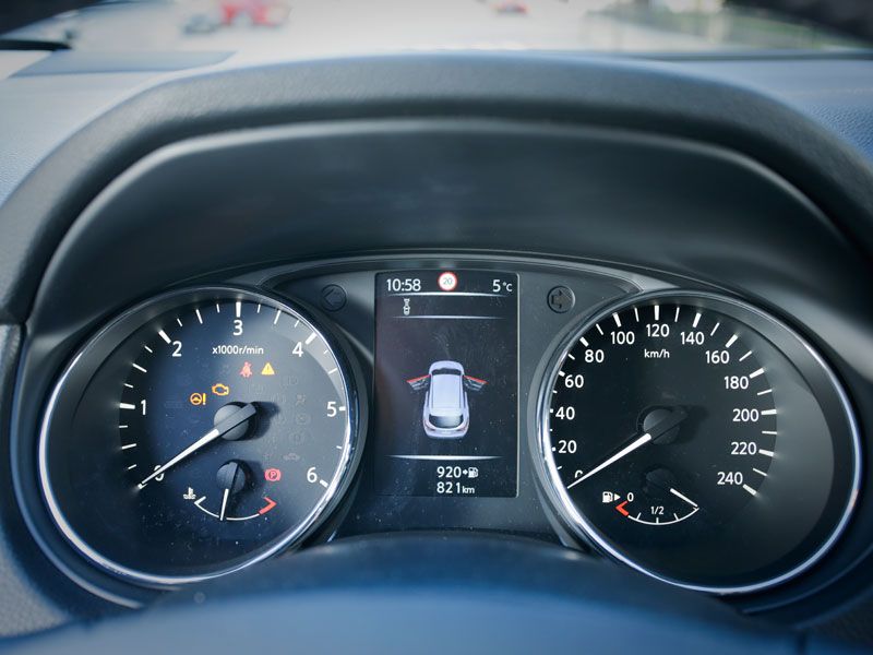 Comparativa: Mazda3 SportSedan Skyactiv-D 2.2 vs Skoda Octavia 2.0 TDI