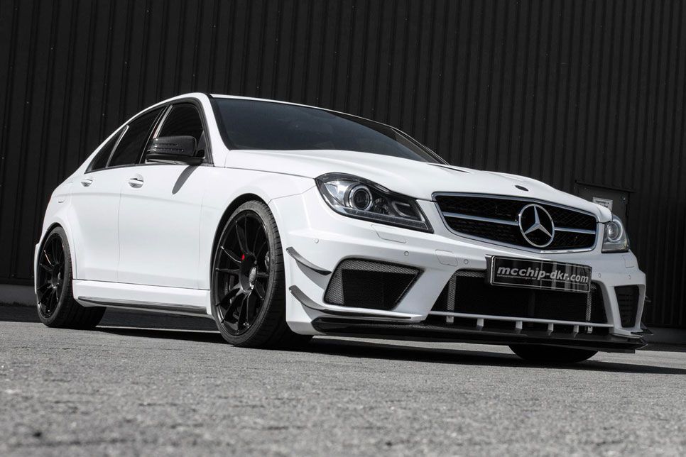 Mercedes C63 AMG por McChip