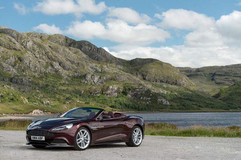 Aston Martin Rapide S 2015 y Vanquish 2015