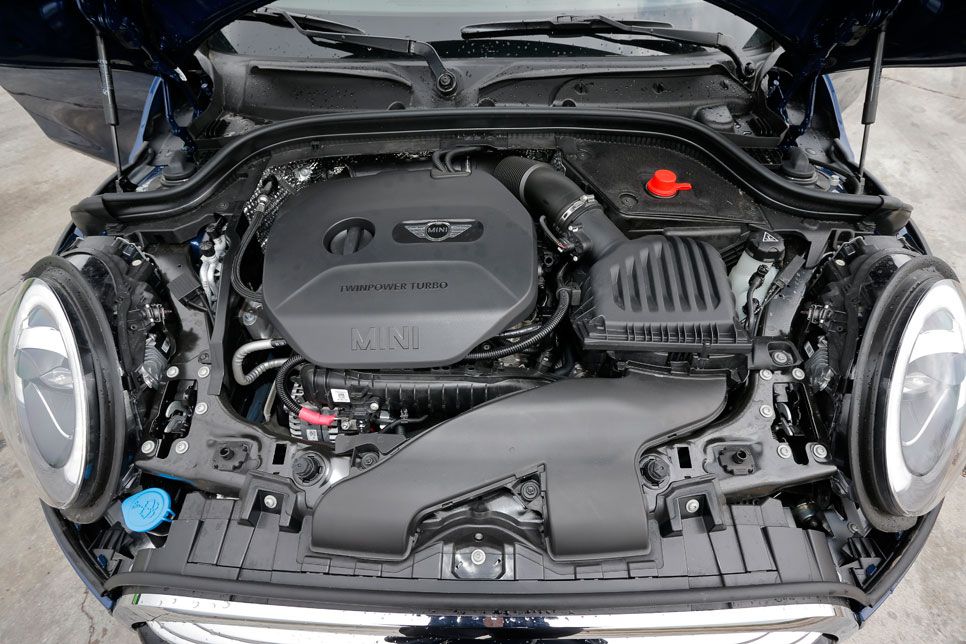 Comparativa: Audi A1 1.4 TFSI CoD vs Mini Cooper