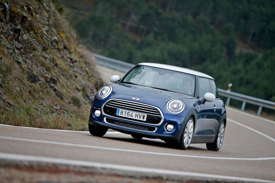 Comparativa: Audi A1 1.4 TFSI CoD vs Mini Cooper