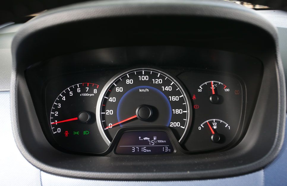 Prueba: Hyundai i10 1.2 MPi Style, a pie de calle