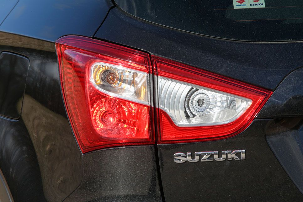 Comparativa: Hyundai ix35 2.0 CRDI 136 4x2 vs Nissan Qashqai 1.6 DCI 130 4x2 S/S y Suzuki S-Cross 1.6 DDIS 120 2WD