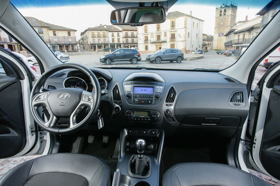 Comparativa: Hyundai ix35 2.0 CRDI 136 4x2 vs Nissan Qashqai 1.6 DCI 130 4x2 S/S y Suzuki S-Cross 1.6 DDIS 120 2WD