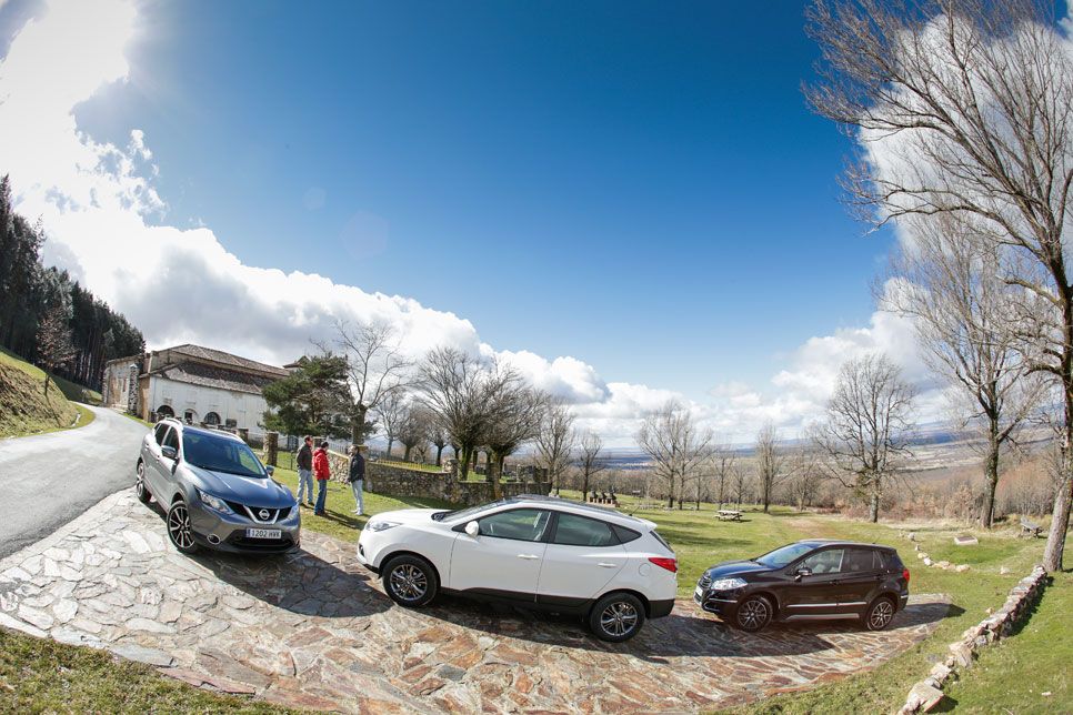 Comparativa: Hyundai ix35 2.0 CRDI 136 4x2 vs Nissan Qashqai 1.6 DCI 130 4x2 S/S y Suzuki S-Cross 1.6 DDIS 120 2WD