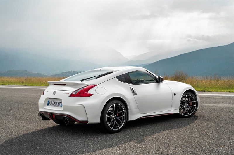 Nissan 370Z Nismo 2015