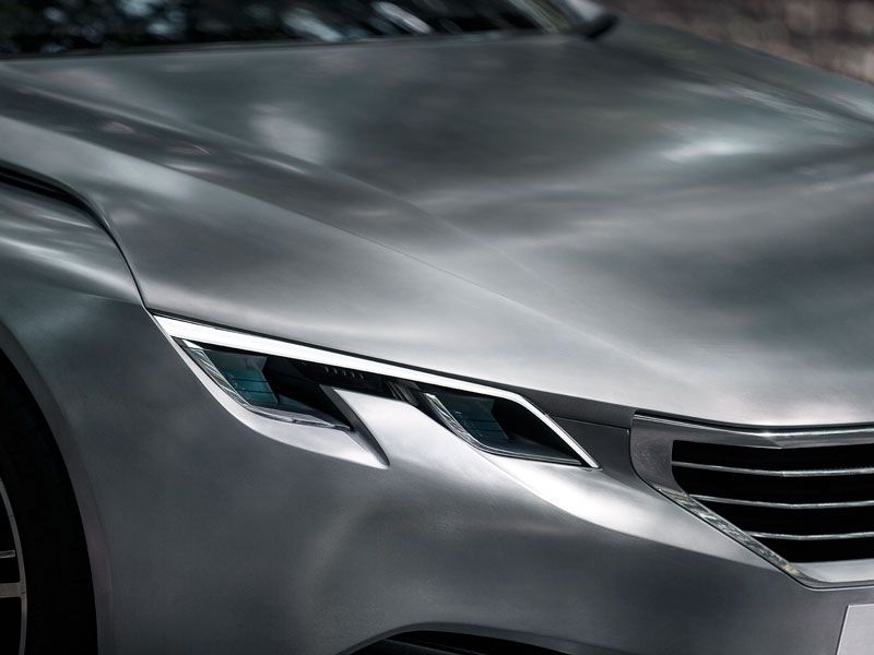Peugeot Exalt, con piel de tiburón y con destino París