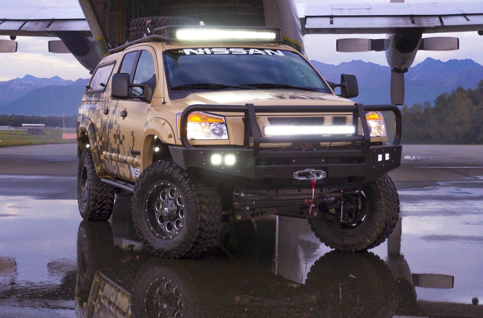 Nissan Titan Crew Cab PRO-4X