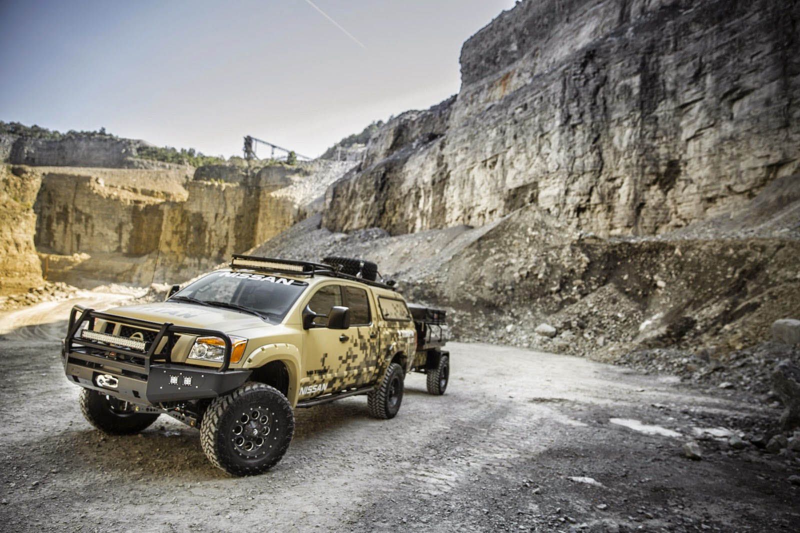 Nissan Titan Crew Cab PRO-4X
