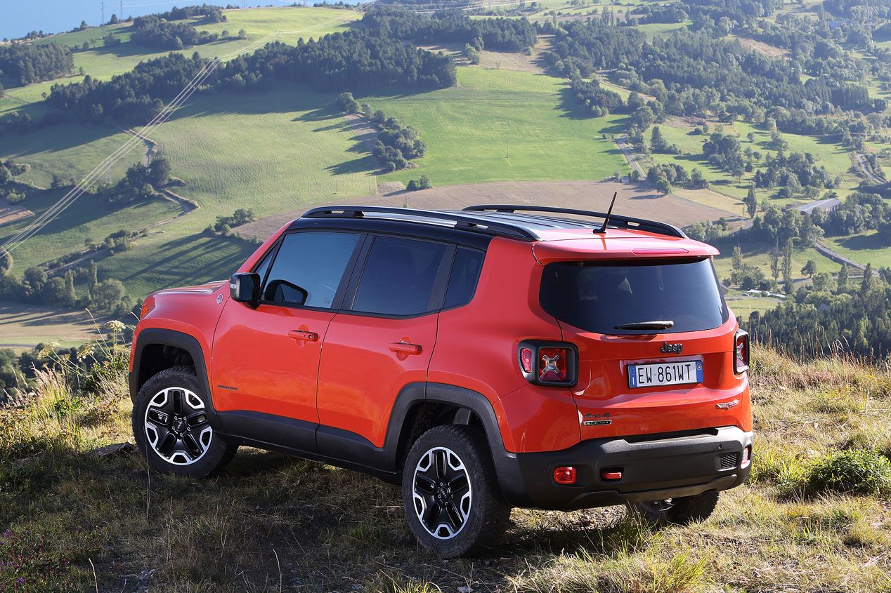 Contacto: Jeep Renegade, pequeño SUV de diseño