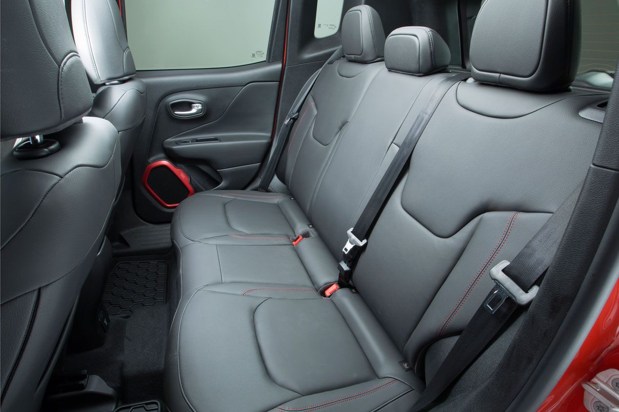 Contacto: Jeep Renegade, pequeño SUV de diseño