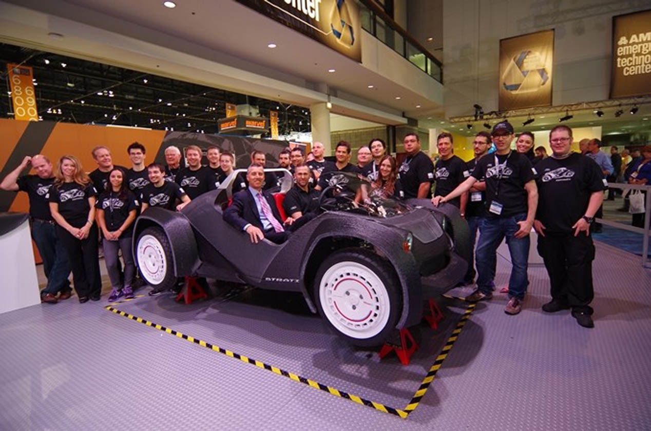 Strati, conducen el primer coche impreso en 3D