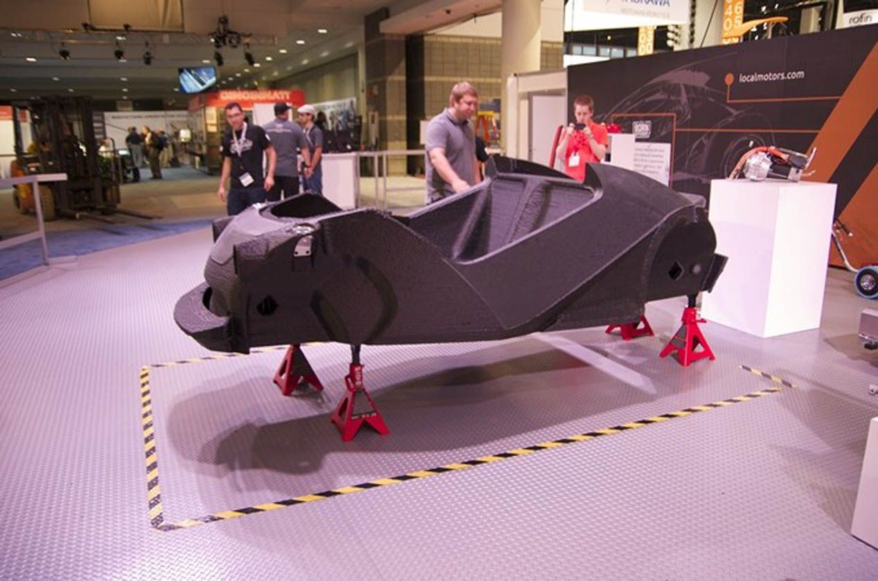 Strati, conducen el primer coche impreso en 3D