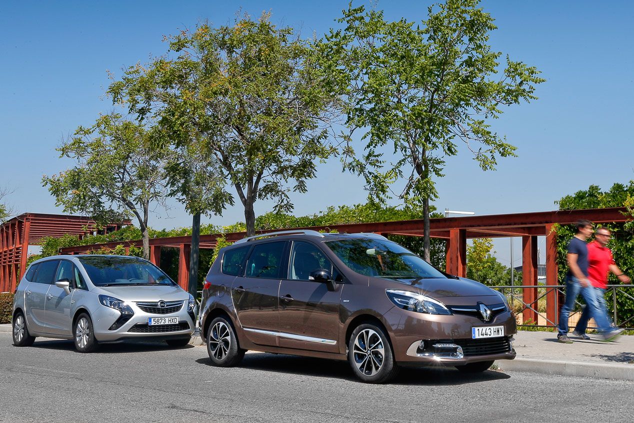 Opel Zafira Tourer 1.6 CDTi 136 CV 7 pl vs Renault Grand Scénic 1.6 dCi 130 CV 7 pl
