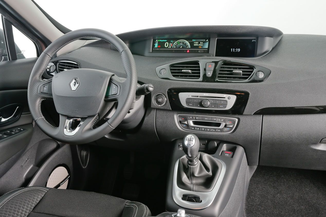 Opel Zafira Tourer 1.6 CDTi 136 CV 7 pl vs Renault Grand Scénic 1.6 dCi 130 CV 7 pl