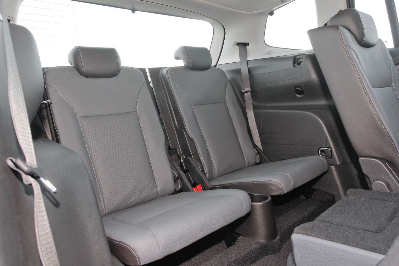 Opel Zafira Tourer 1.6 CDTi 136 CV 7 pl vs Renault Grand Scénic 1.6 dCi 130 CV 7 pl