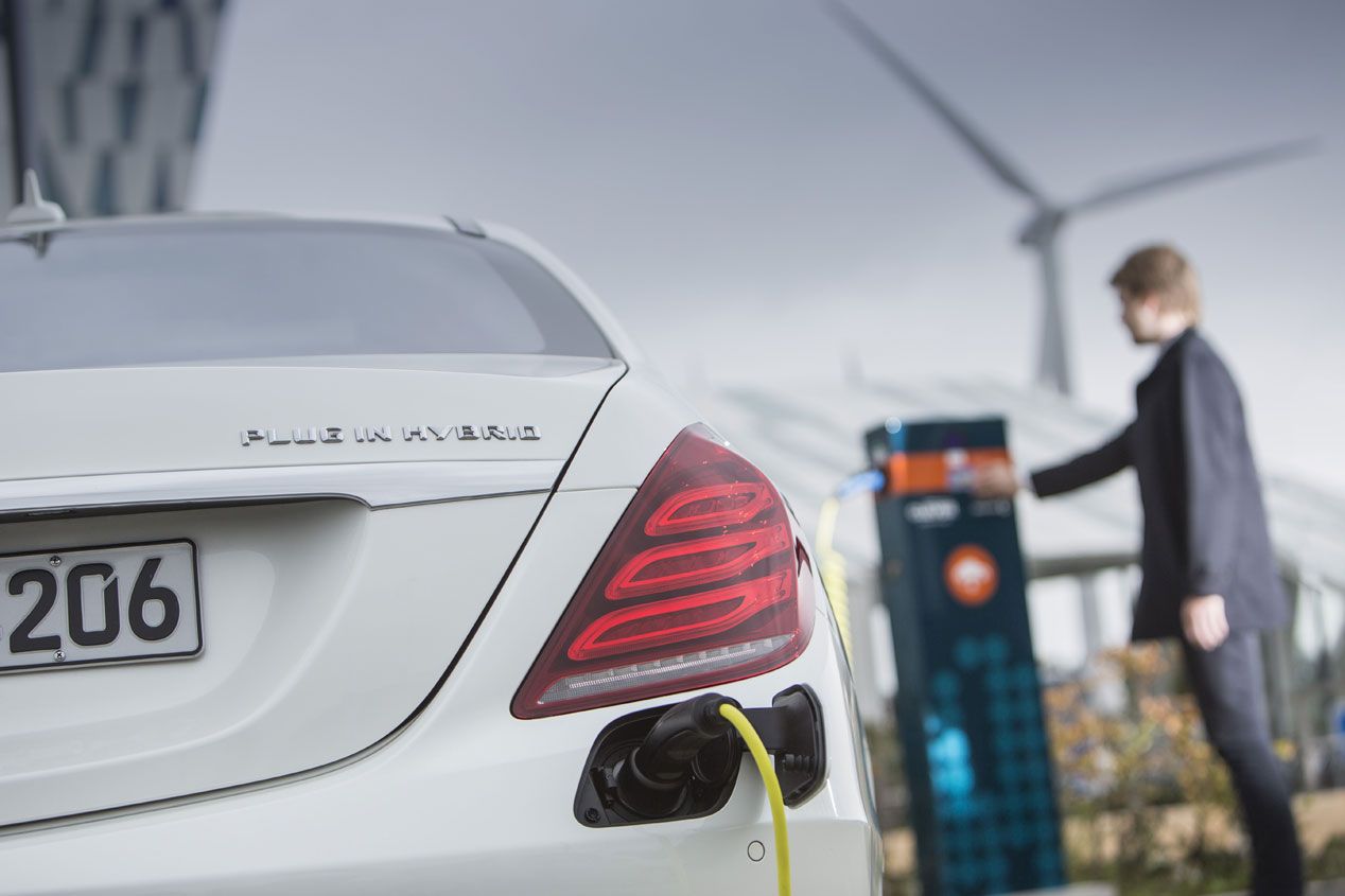 Contacto: Mercedes S 500 Plug-in Hybrid, marcando camino