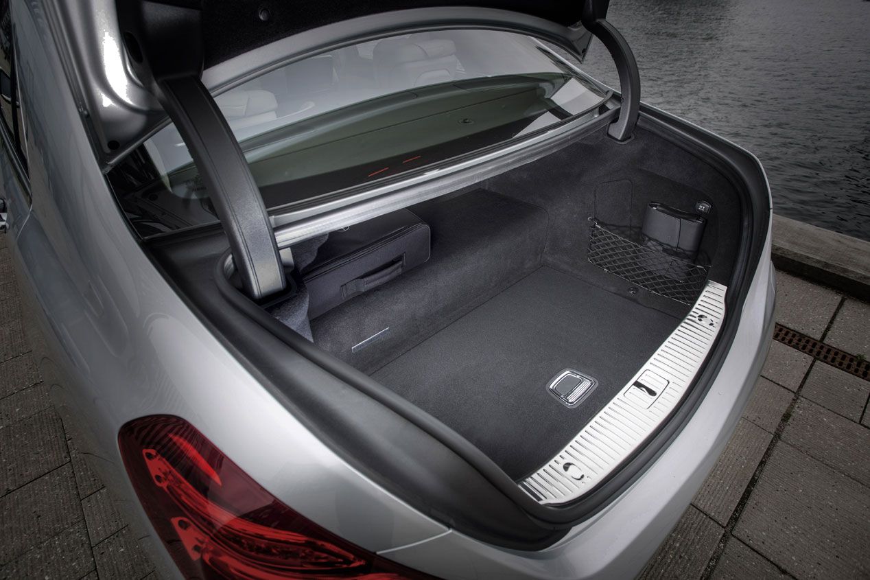 Contacto: Mercedes S 500 Plug-in Hybrid, marcando camino