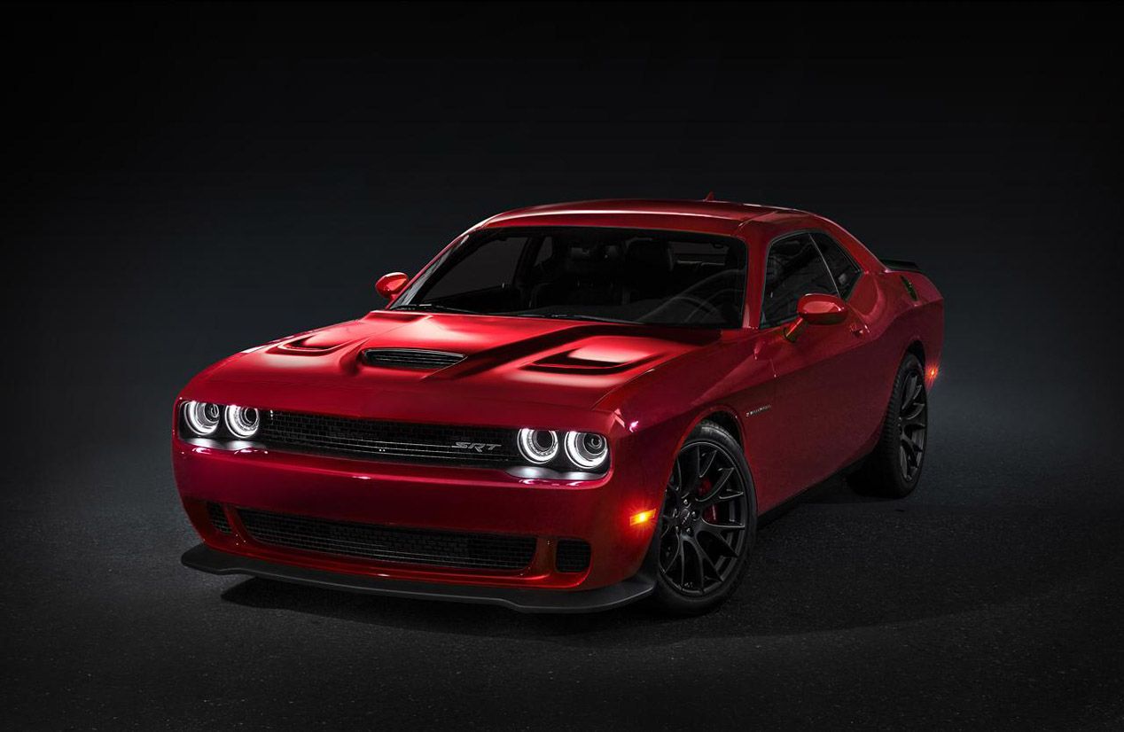 El primer Dodge Challenger SRT Hellcat, subastado