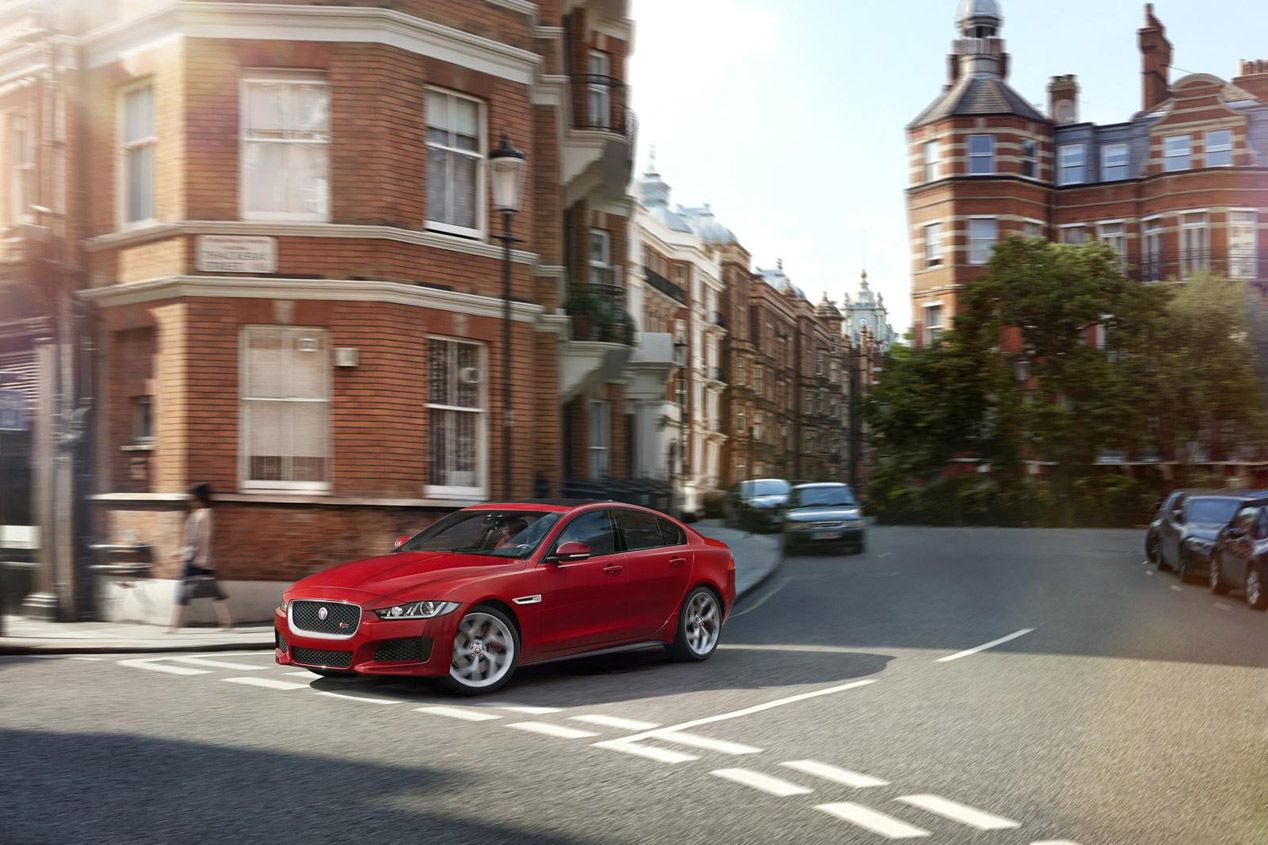Jaguar XE 2015