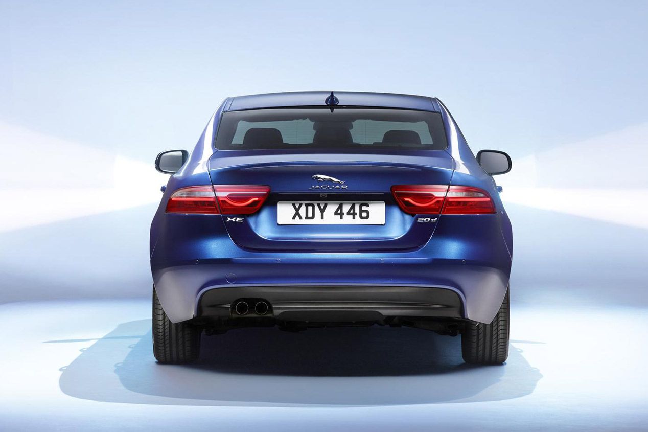 Jaguar XE 2015