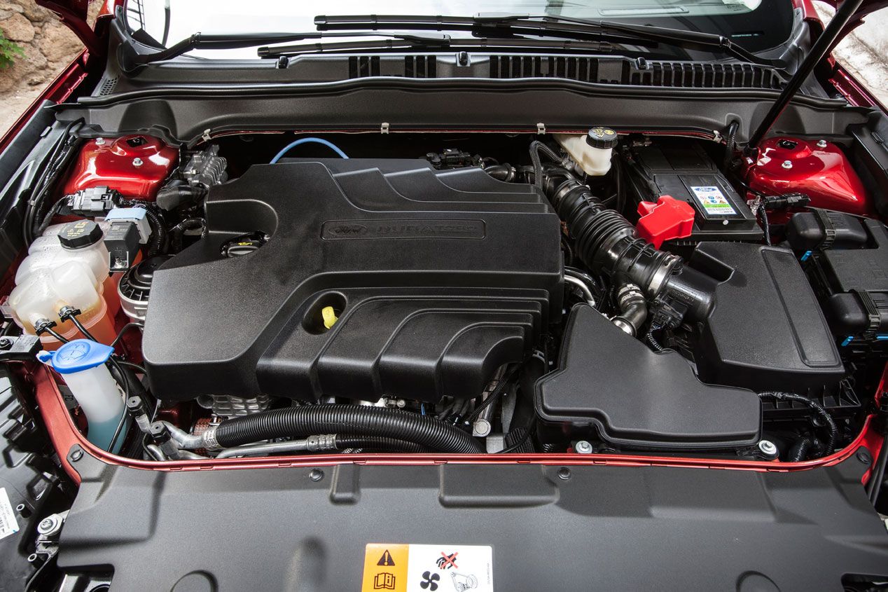 Contacto: Ford Mondeo 2015, objetivo VW Passat