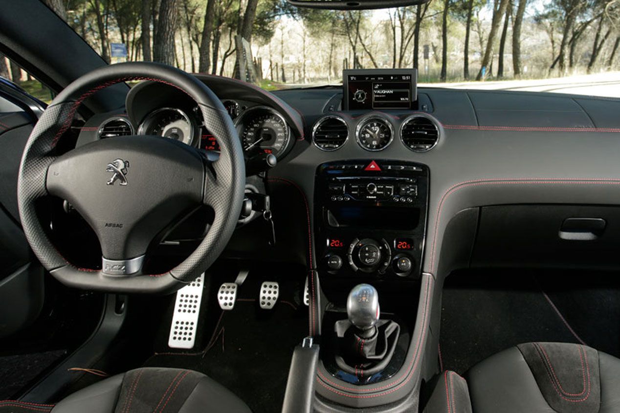 Comparativa: Peugeot RCZ R vs Seat León Cupra 280