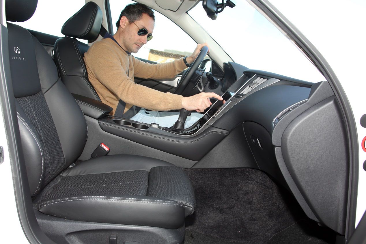 Comparativa: BMW Serie 3 ActiveHybrid vs Infiniti Q50 Hybrid 3.5 AWD