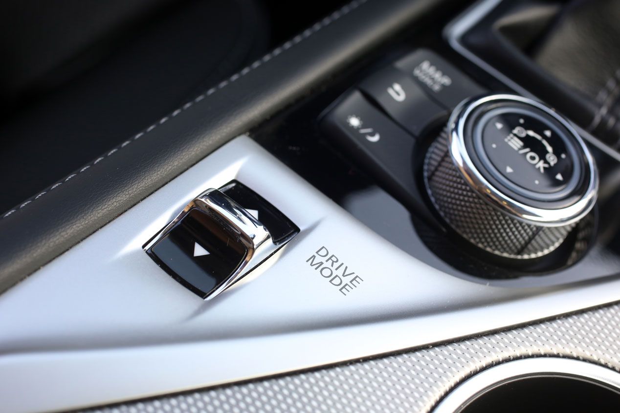 Comparativa: BMW Serie 3 ActiveHybrid vs Infiniti Q50 Hybrid 3.5 AWD
