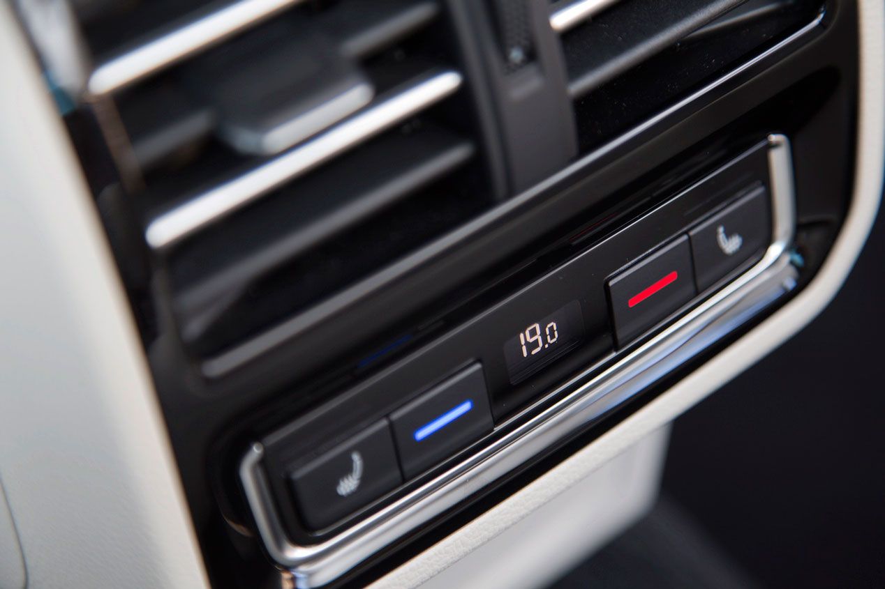 VContacto: VW Passat, más Premium ¿más líder?