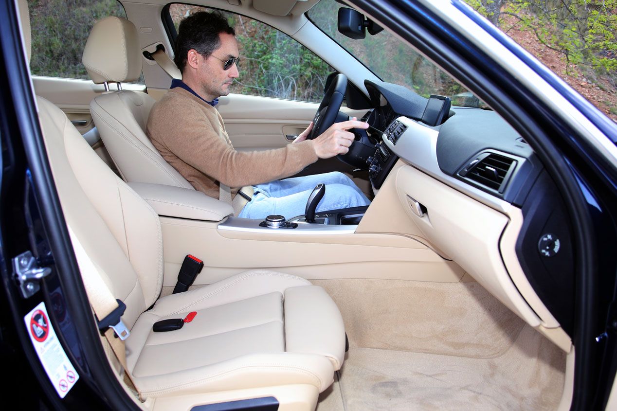 Comparativa: BMW Serie 3 ActiveHybrid vs Infiniti Q50 Hybrid 3.5 AWD