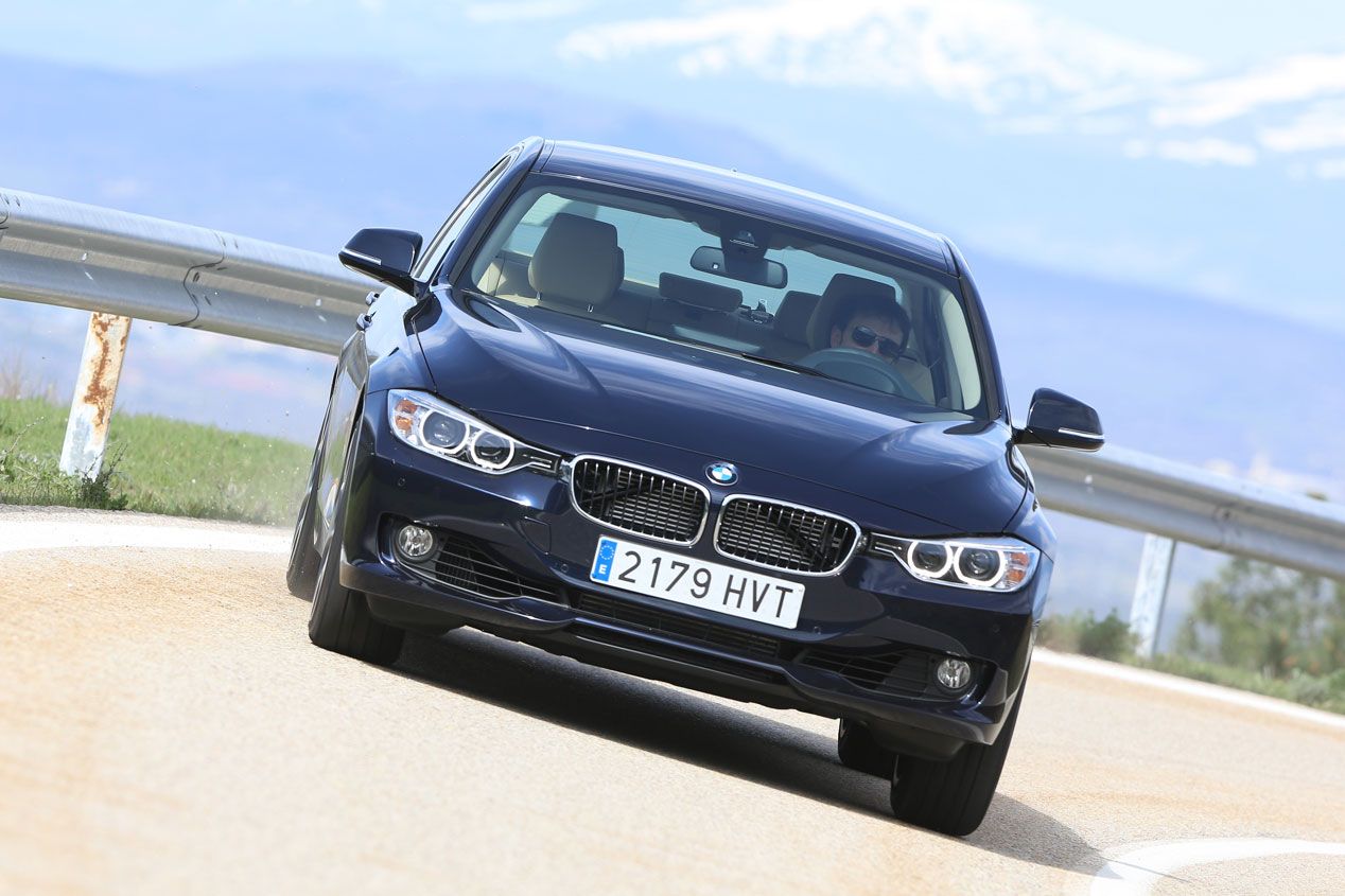 Comparativa: BMW Serie 3 ActiveHybrid vs Infiniti Q50 Hybrid 3.5 AWD