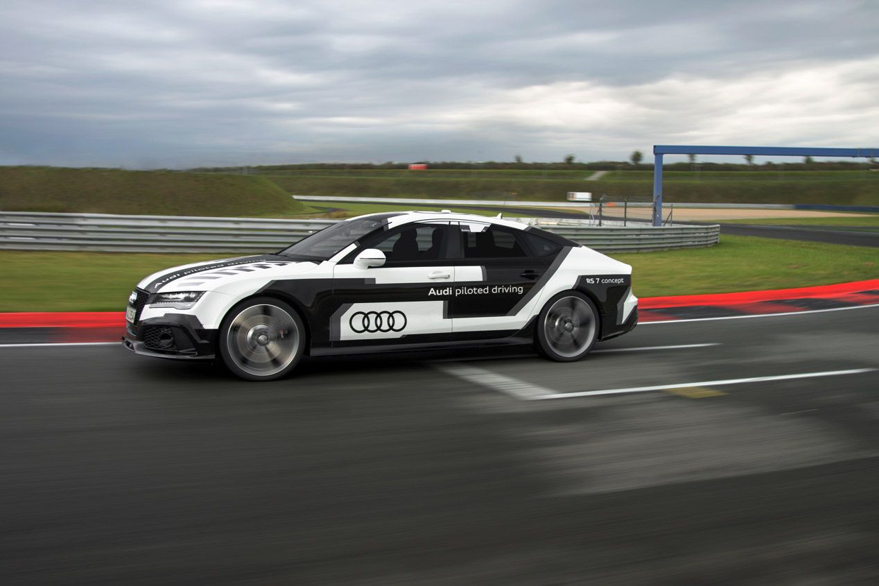 Audi RS7 Sportback pilotado