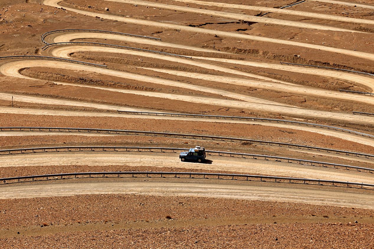 Un Mercedes Clase G da 22 vueltas al mundo