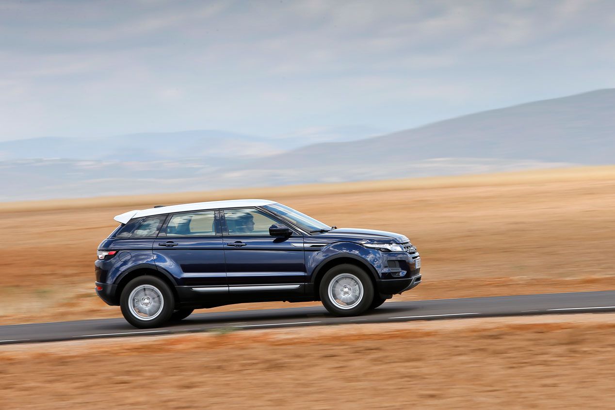 Comparativa: Mercedes GLA 220 CDI 7G-DCT 4Matic vs  Range Rover Evoque TD4 5p 4x4 Pure Aut.