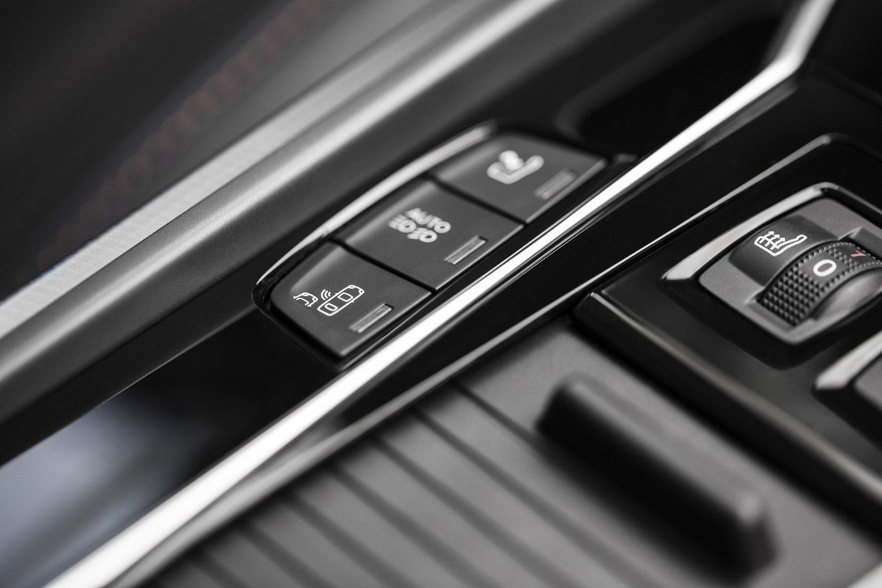Peugeot 508 RXH 2015, versatilidad y eficiencia