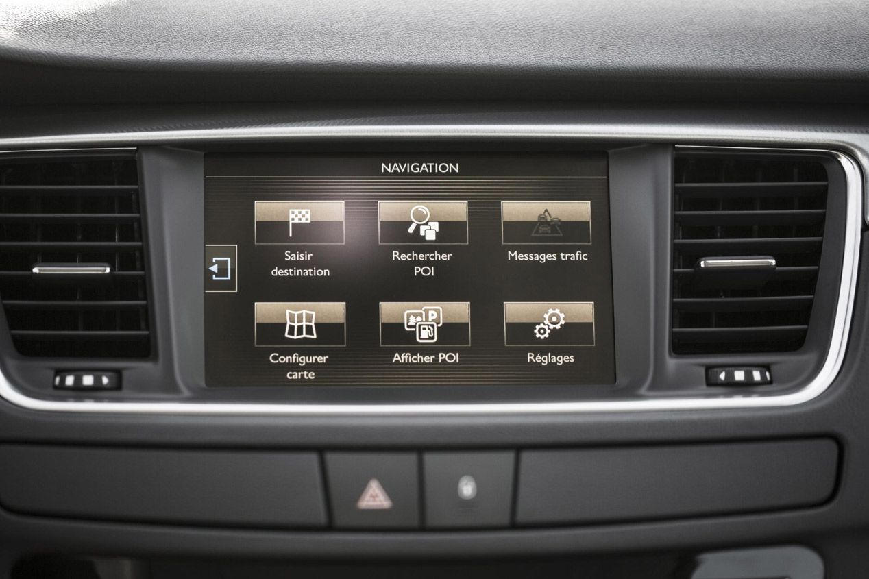 Peugeot 508 RXH 2015, versatilidad y eficiencia