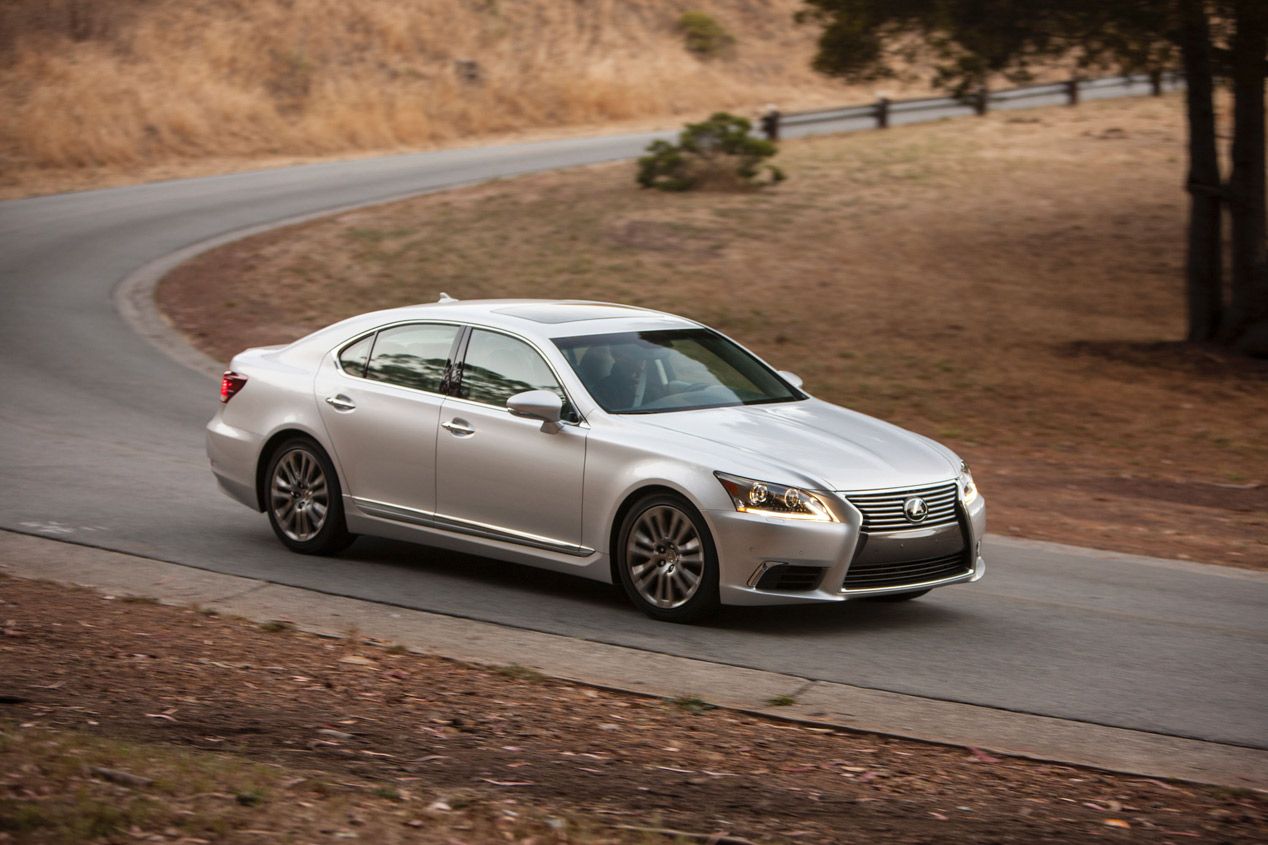 Lexus LS 2015