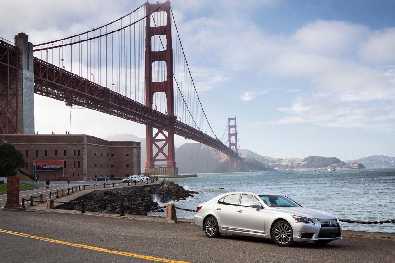 Lexus LS 2015