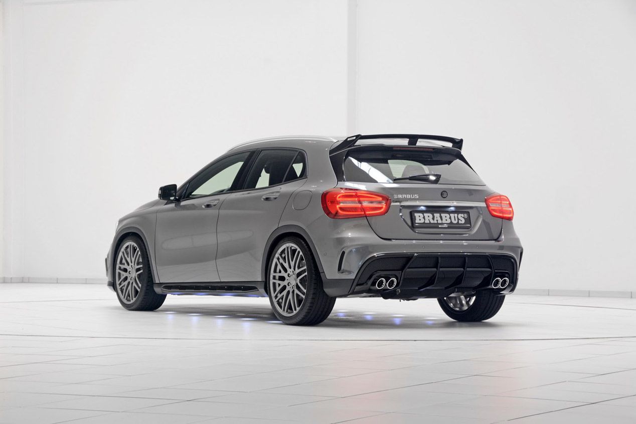Brabus inyecta 400 CV al Mercedes GLA 45 AMG