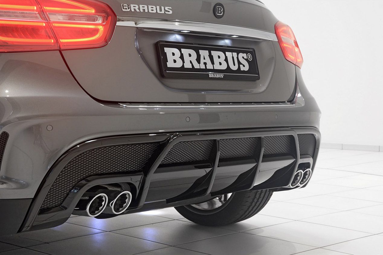 Brabus inyecta 400 CV al Mercedes GLA 45 AMG