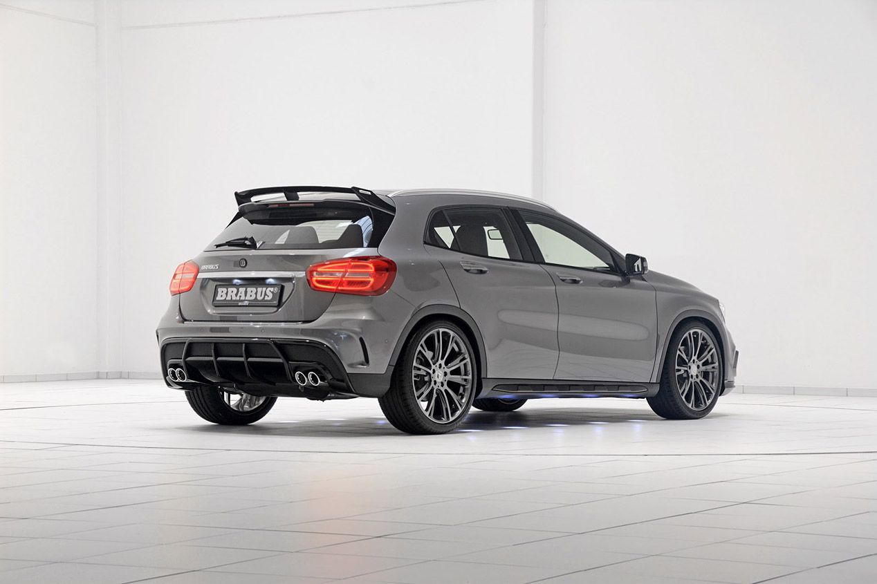 Brabus inyecta 400 CV al Mercedes GLA 45 AMG