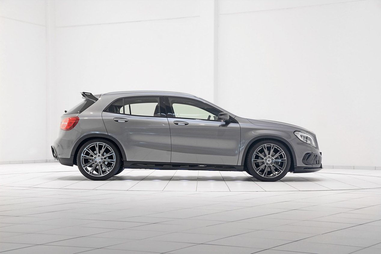 Brabus inyecta 400 CV al Mercedes GLA 45 AMG