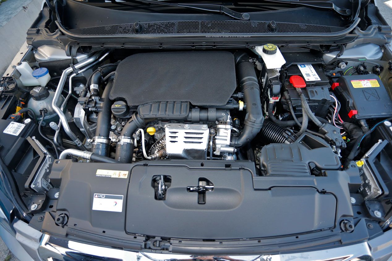 Prueba: Peugeot 308 1.2 E-THP, pequeño gigante